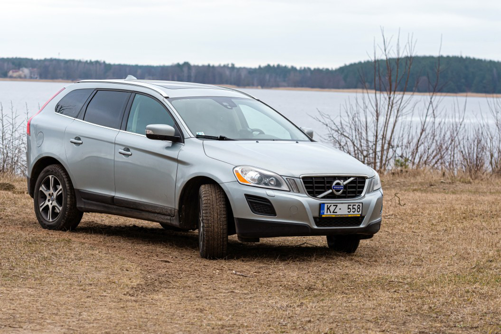 SUV de taille moyenne