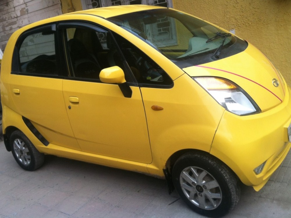 voiture tata nano